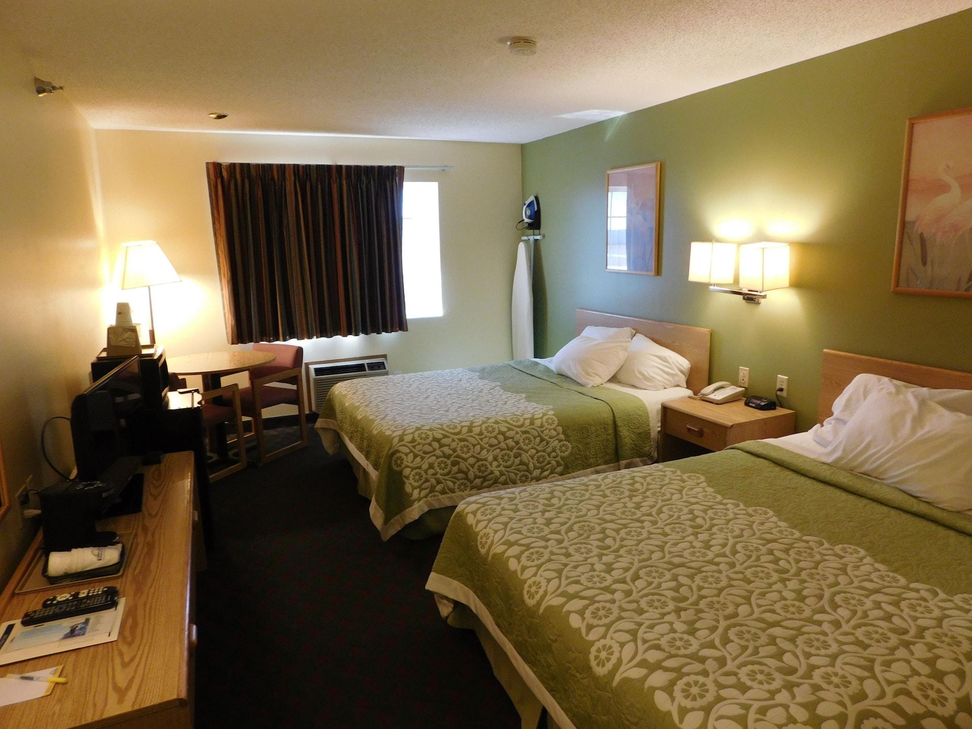Days Inn By Wyndham Lexington Ne Exteriér fotografie