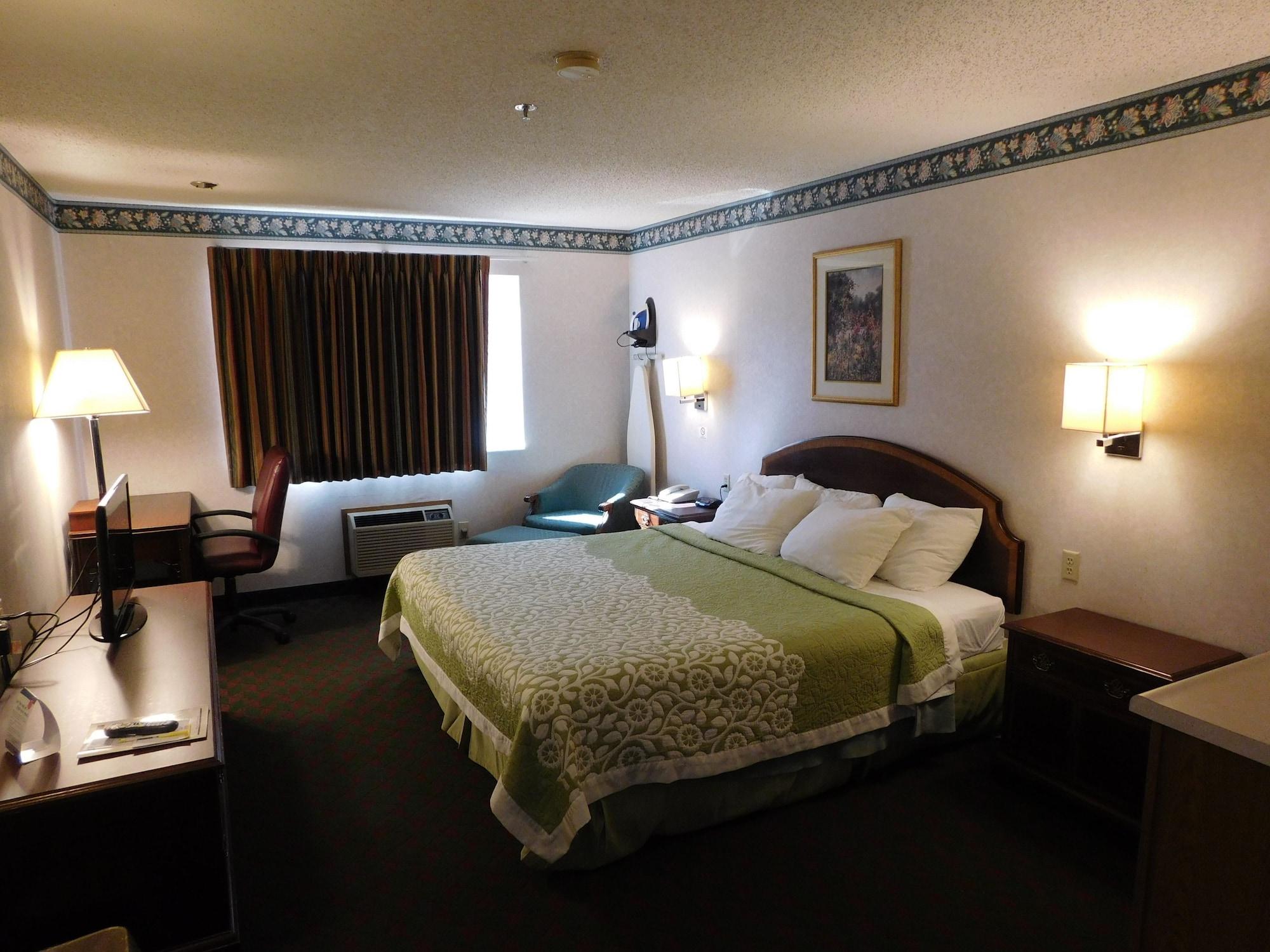 Days Inn By Wyndham Lexington Ne Exteriér fotografie