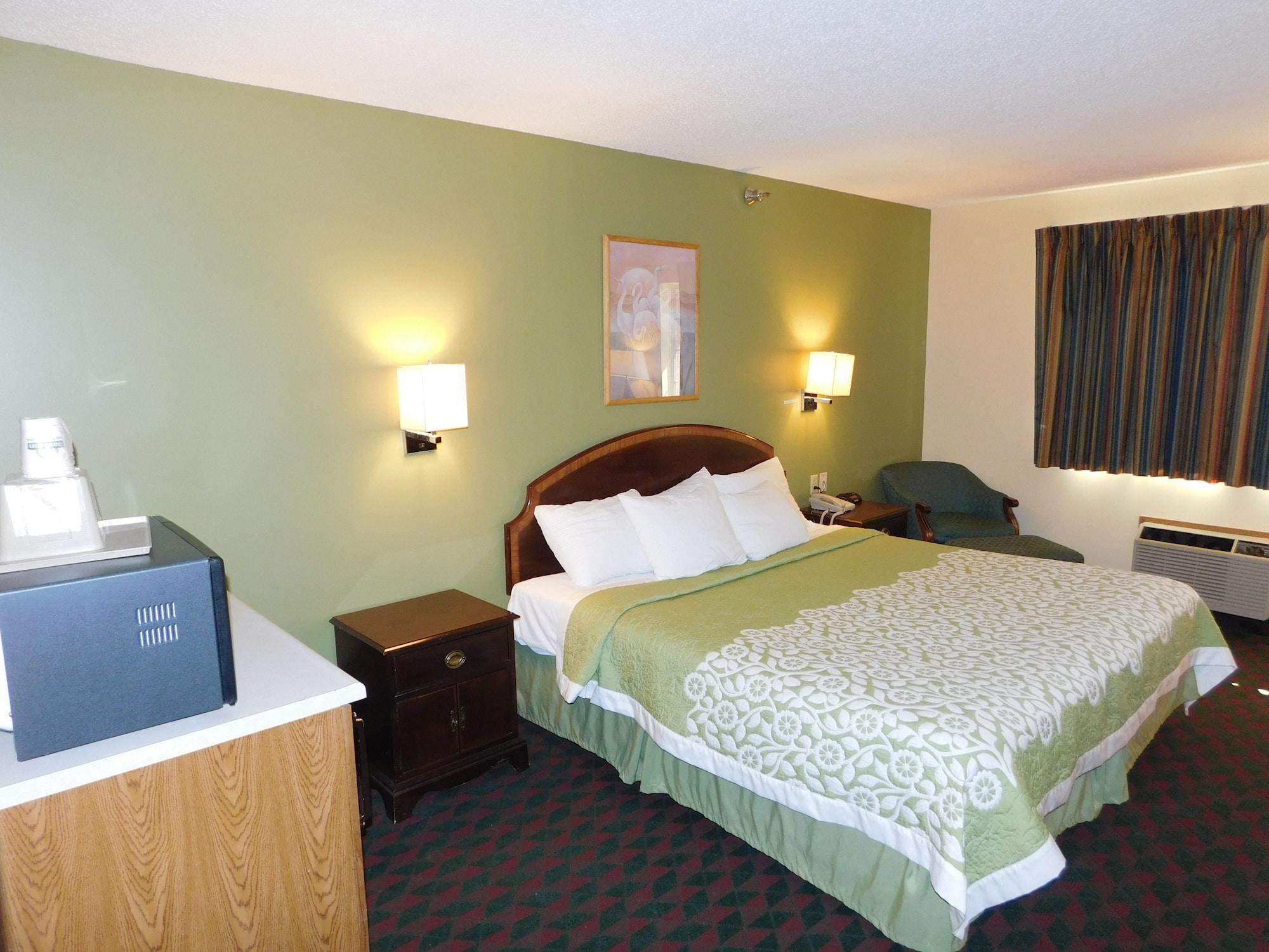 Days Inn By Wyndham Lexington Ne Exteriér fotografie